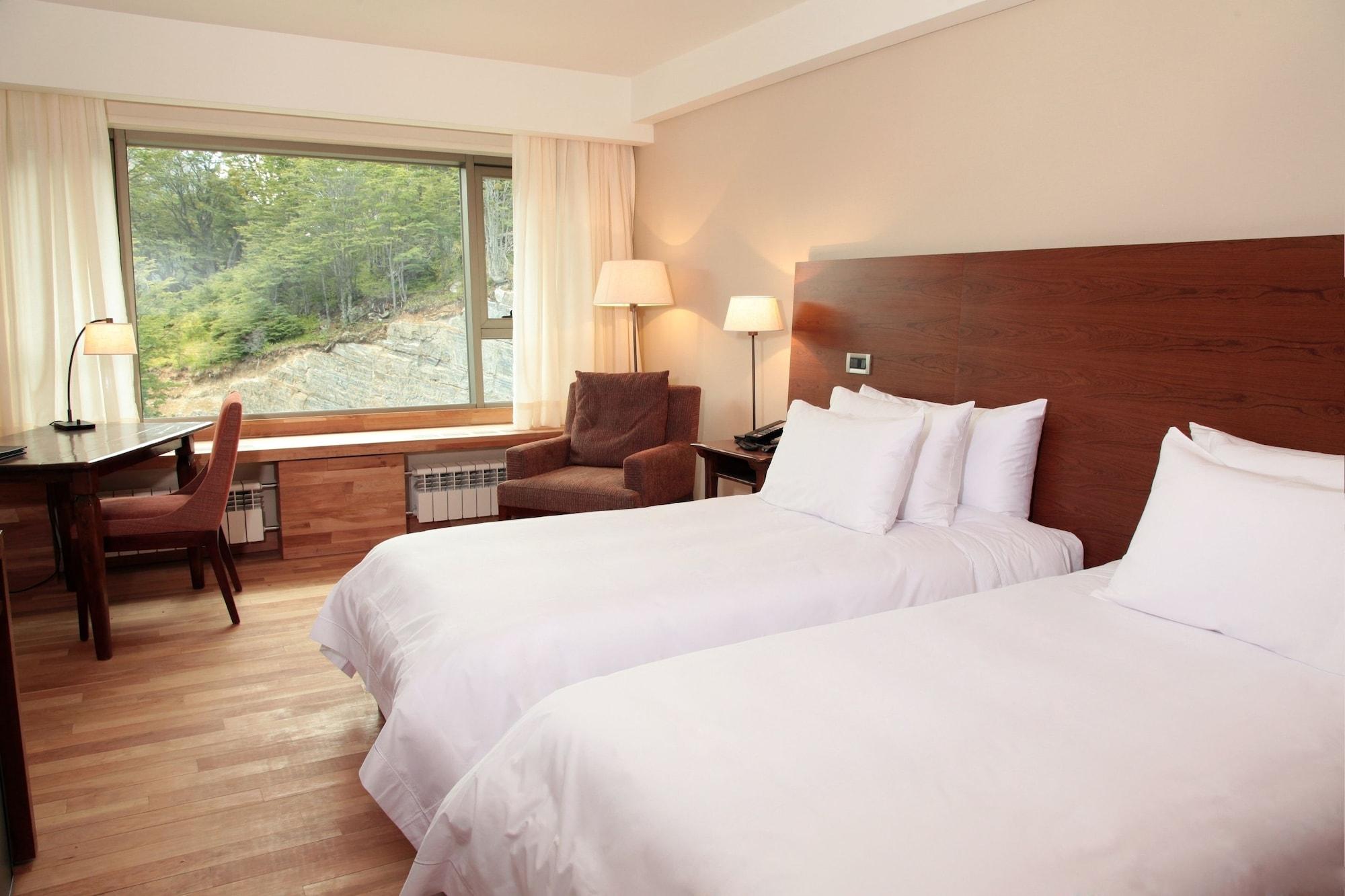 아라쿠르 우수아이아 리조트&스파 외부 사진 A room at the hotel