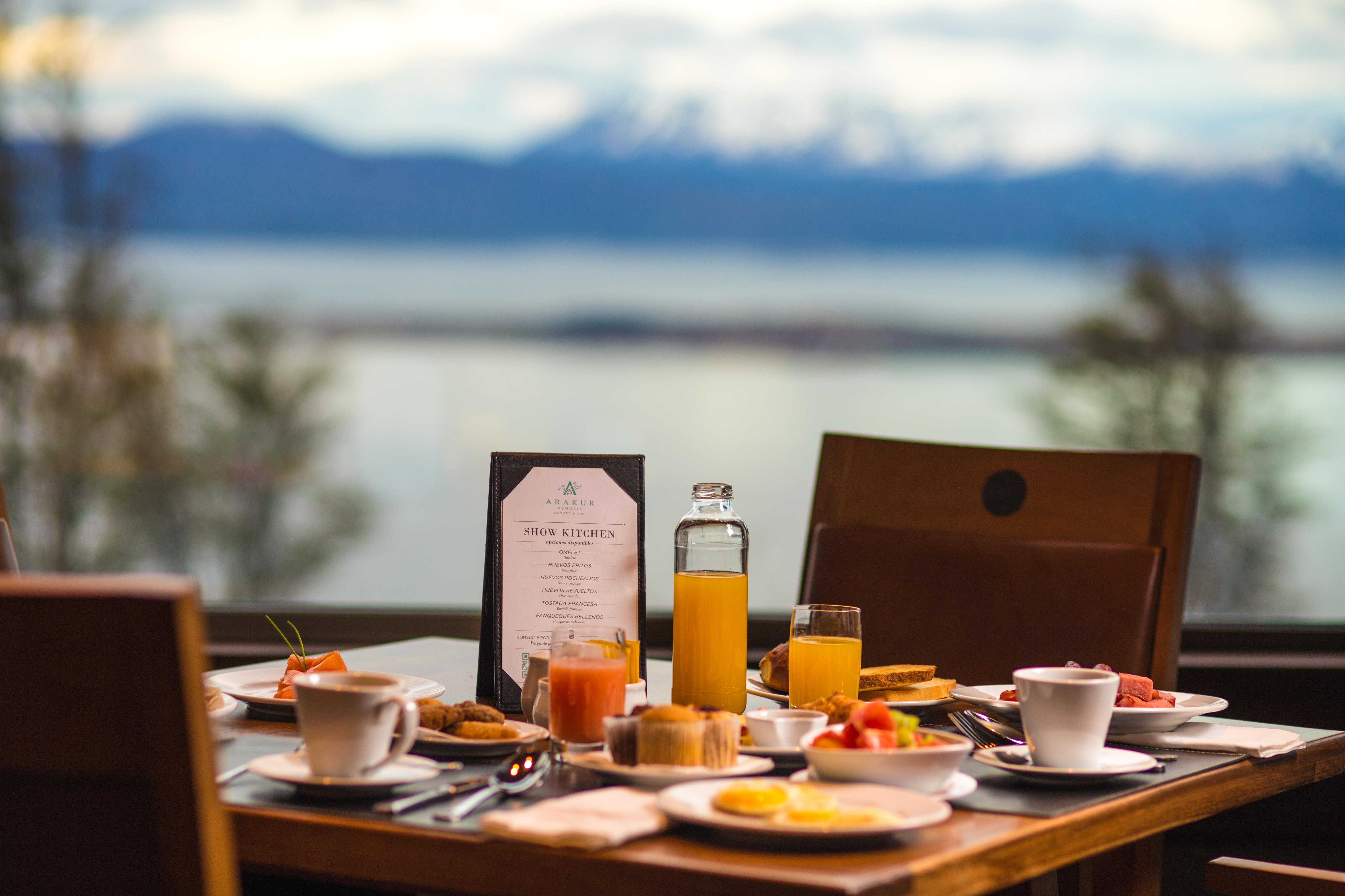 아라쿠르 우수아이아 리조트&스파 외부 사진 Breakfast at the Lake House